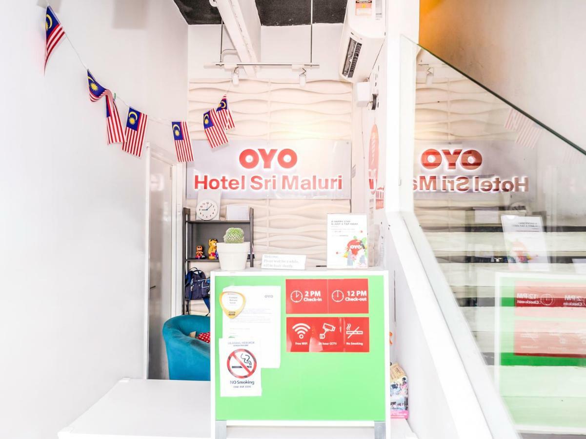 Oyo 220 Hotel Sri Maluri Kuala Lumpur Extérieur photo