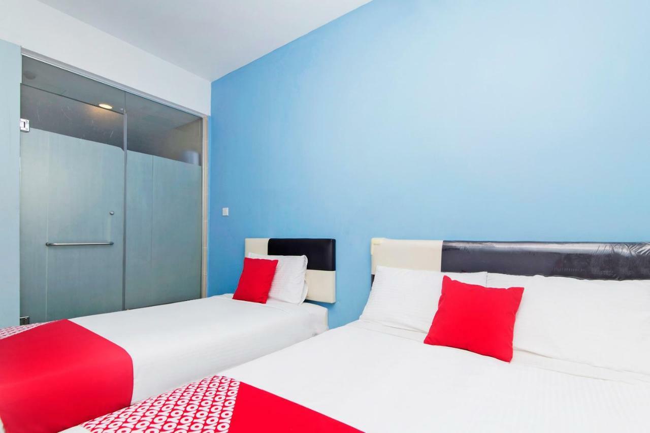 Oyo 220 Hotel Sri Maluri Kuala Lumpur Extérieur photo